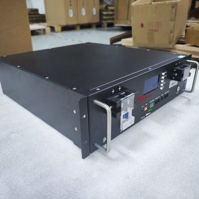 リチウム電池モジュール 48V 51.2V 200Ah 10Kw スクウェア ソーラーシステム用鉄リン酸