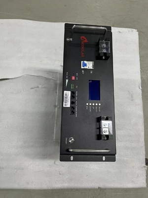 リチウム電池モジュール 48V 51.2V 200Ah 10Kw スクウェア ソーラーシステム用鉄リン酸